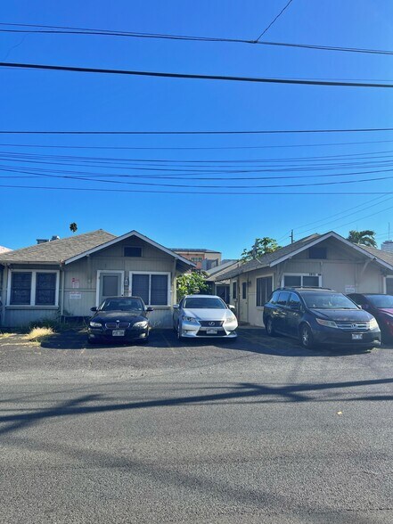 2013 Young St, Honolulu, HI à vendre - Photo de l’immeuble – Image 2 sur 4