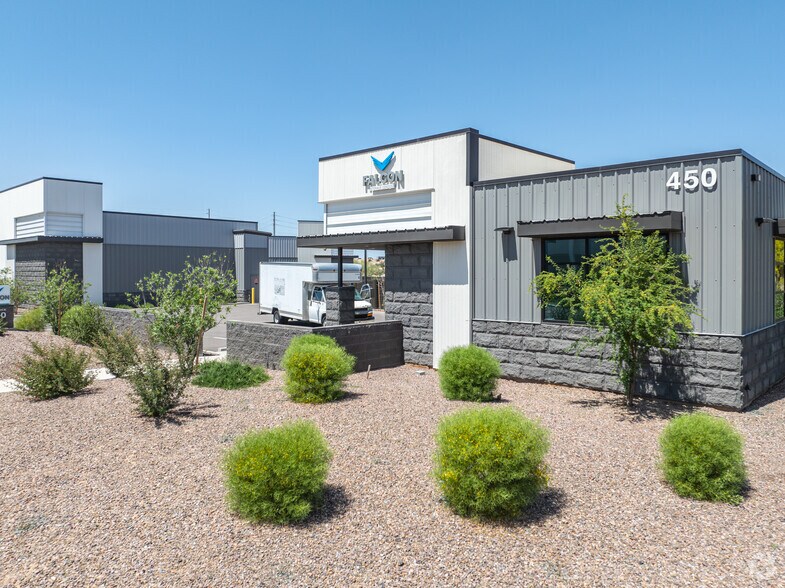 450 E Willis Rd, Chandler, AZ à vendre - Photo de l’immeuble – Image 1 sur 10