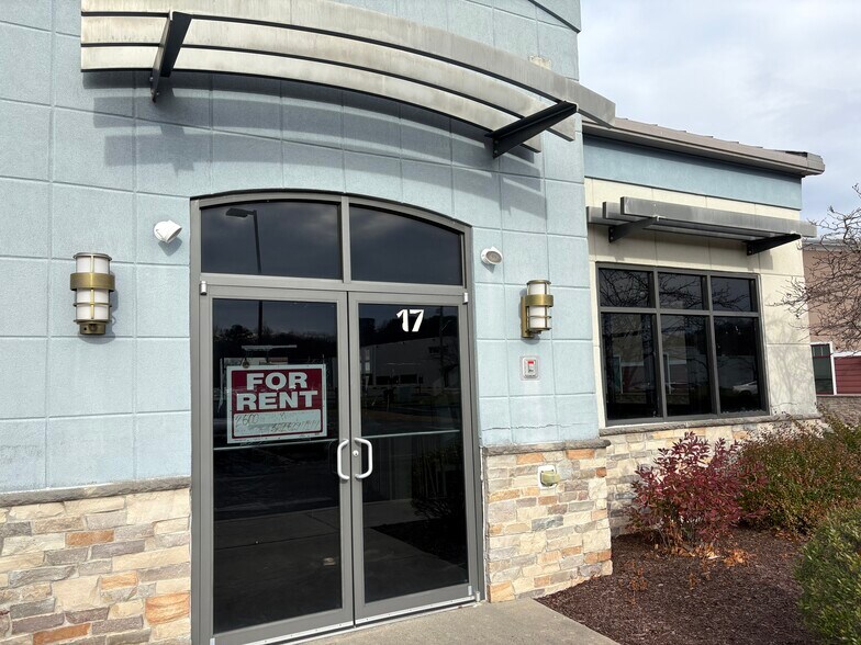 11-17 Fallon Ave, Seaford, DE à louer - Photo de l’immeuble – Image 2 sur 24