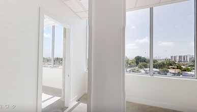 850 NW 42nd Ave, Miami, FL à louer Photo intérieure– Image 2 sur 6