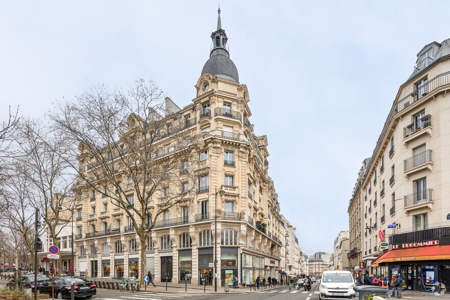 215 Rue De Charenton, Paris à vendre - Photo de l’immeuble – Image 1 sur 8