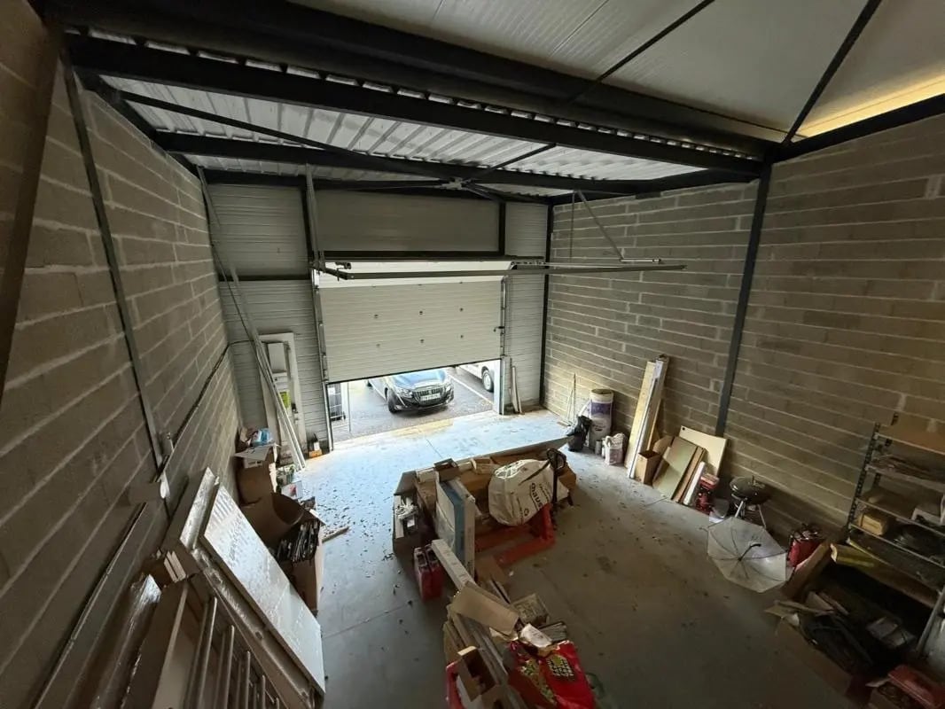 Industriel/Logistique dans Bassens à vendre Photo intérieure– Image 1 sur 8