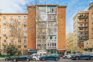 Plus de détails pour Calle De Francisco Silvela, 92, Madrid - Local commercial à louer