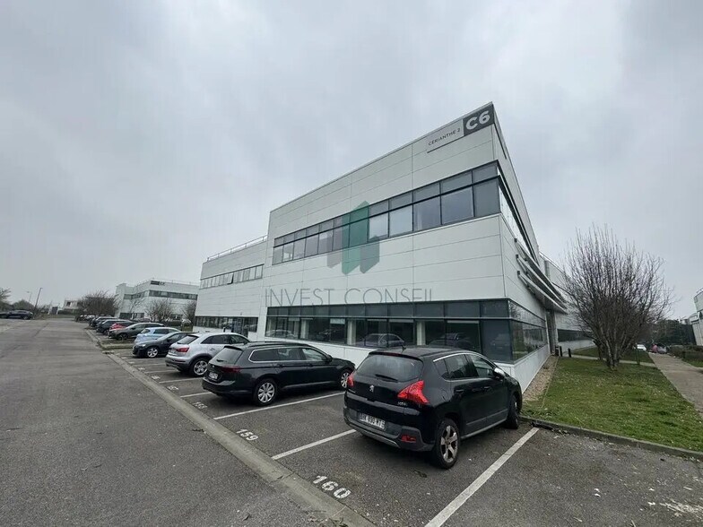 17-21 Rue Du Petit Albi, Cergy à louer - Photo de l’immeuble – Image 1 sur 8