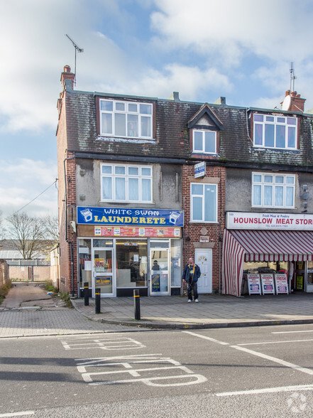 191A Wellington Rd S, Hounslow à vendre - Photo de l’immeuble – Image 2 sur 3