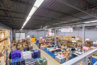 Plus de détails pour 3501 Woodhead Dr, Northbrook, IL - Industriel/Logistique à louer