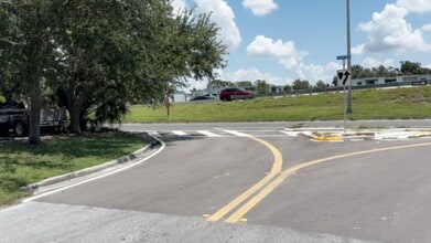 7490 N 36th St, Pinellas Park, FL à louer - Vidéo sur l’annonce professionnelle 