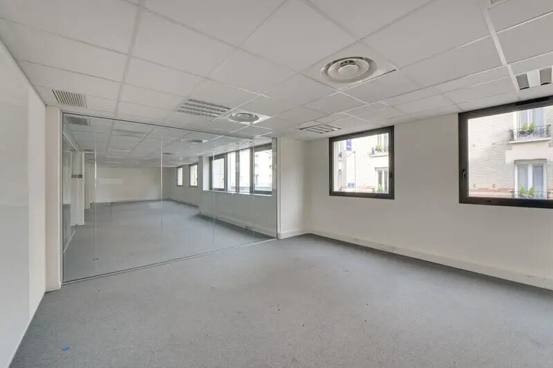 Bureau dans Suresnes à louer - Photo intérieure – Image 2 sur 7