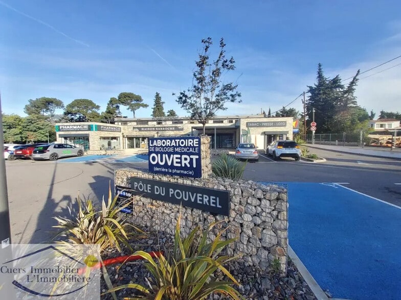 Local d’activités dans La Garde à louer - Photo de l’immeuble – Image 1 sur 6