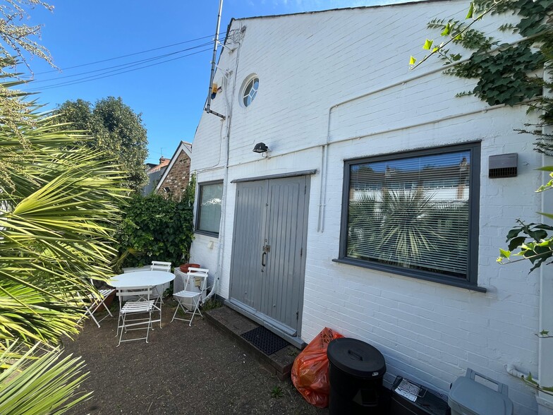 62 British Grove, Londres à vendre - Photo de l’immeuble – Image 3 sur 9
