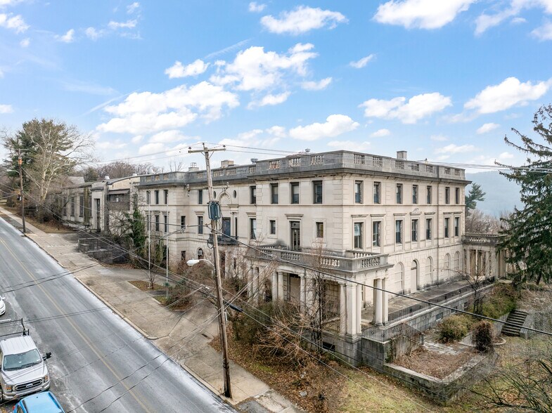 1400 Hill Rd, Reading, PA à vendre - Photo de l’immeuble – Image 3 sur 19