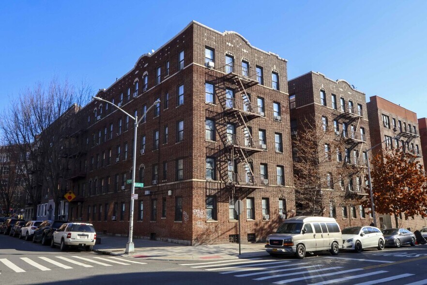 549 & 573 Isham St Sale portefeuille de 2 biens à vendre sur LoopNet.fr - Photo de l’immeuble – Image 3 sur 5