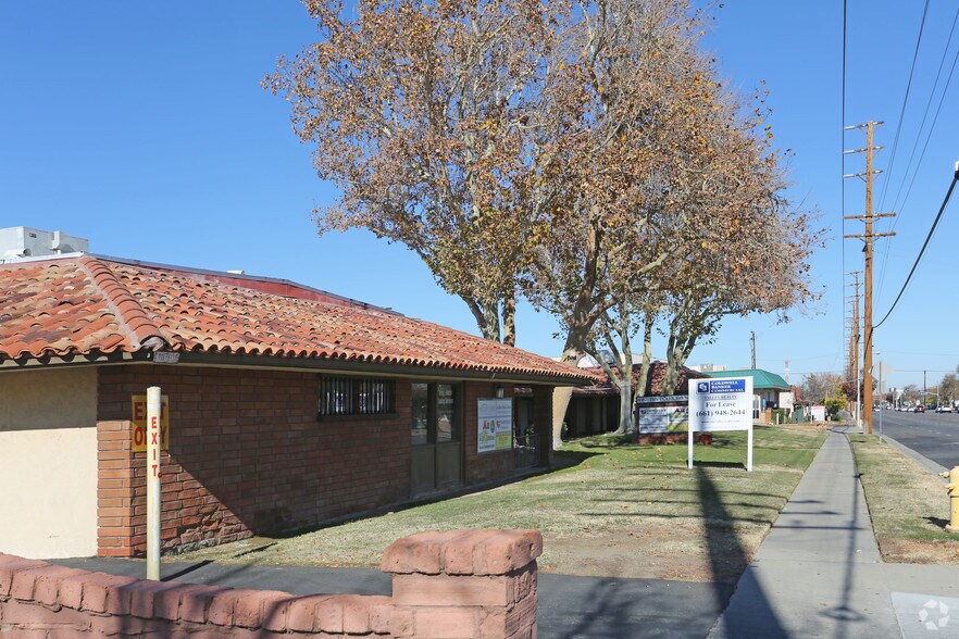 43823-43843 10th St W, Lancaster, CA à louer - Photo principale – Image 2 sur 10