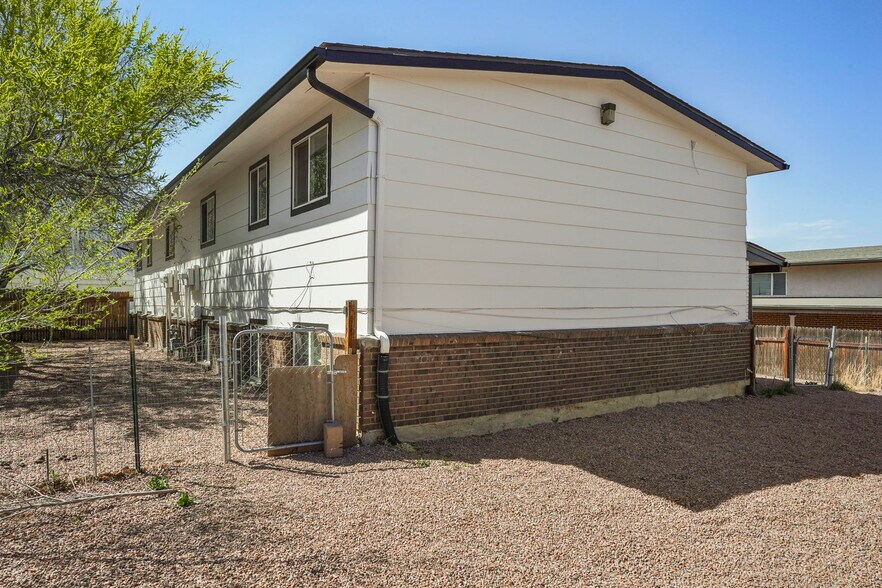 4319 Lashelle Ave, Colorado Springs, CO à vendre - Photo de l’immeuble – Image 3 sur 16