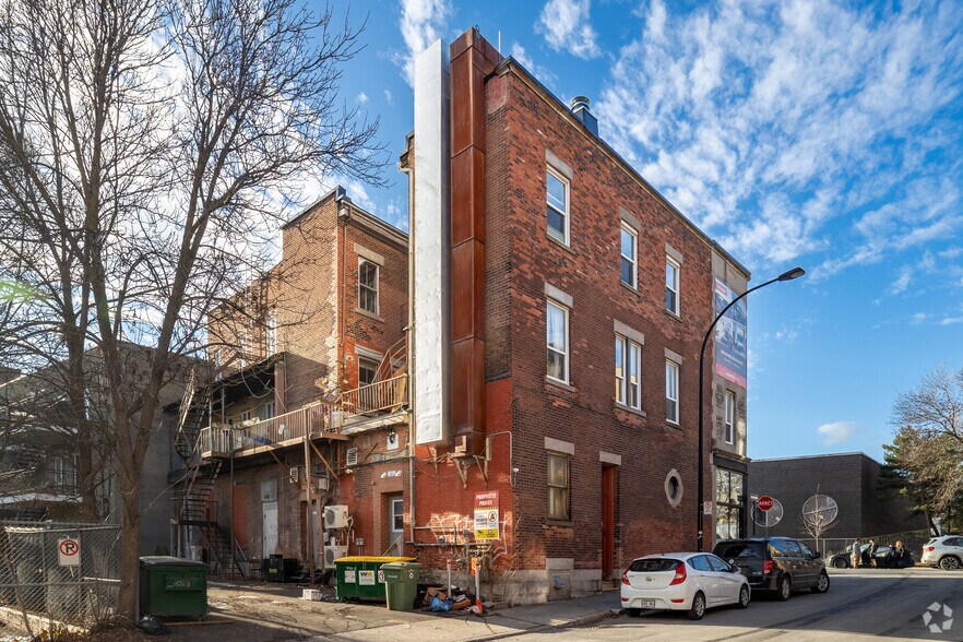 1800-1812 Rue Notre-Dame O, Montréal, QC à louer - Photo de l’immeuble – Image 3 sur 9