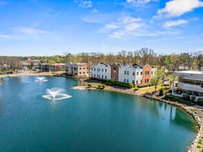 2477 Route 516, Old Bridge, NJ à louer Photo intérieure– Image 2 sur 21