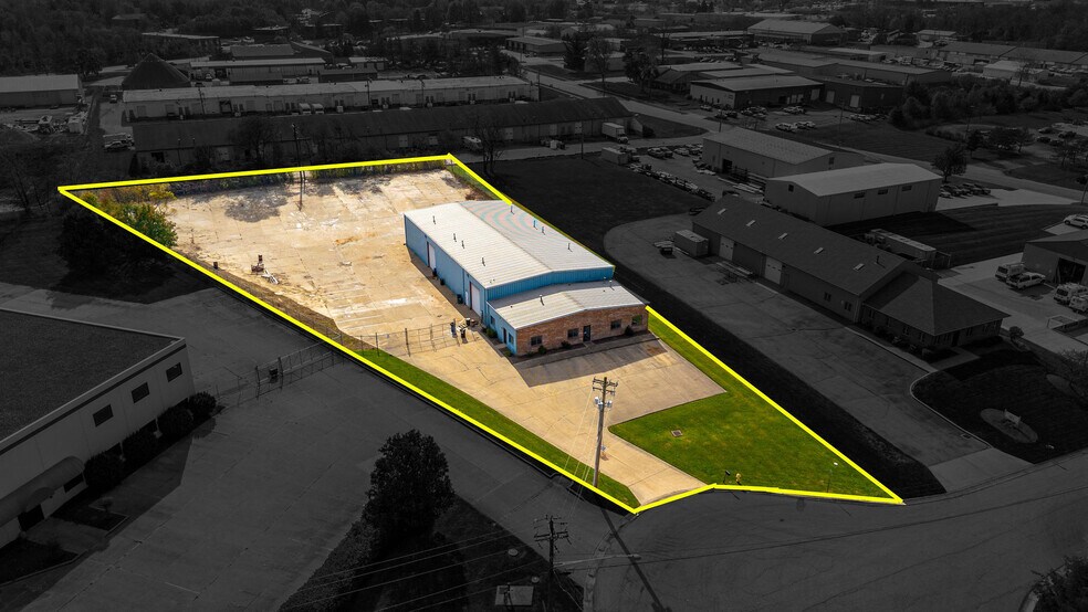 2025 Stapleton Ct, Cincinnati, OH à louer - Photo de l’immeuble – Image 2 sur 34