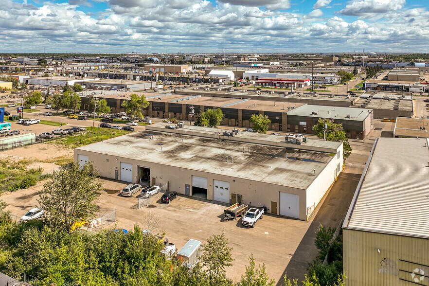 4608-4612 101 St NW, Edmonton, AB à louer - Aérien – Image 2 sur 2