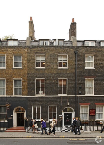 26 Bloomsbury St, Londres à louer - Photo principale – Image 1 sur 5