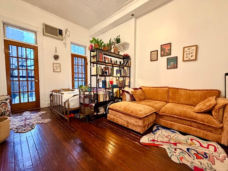 197 Nassau Ave, Brooklyn, NY à vendre - Photo de l’immeuble – Image 2 sur 21
