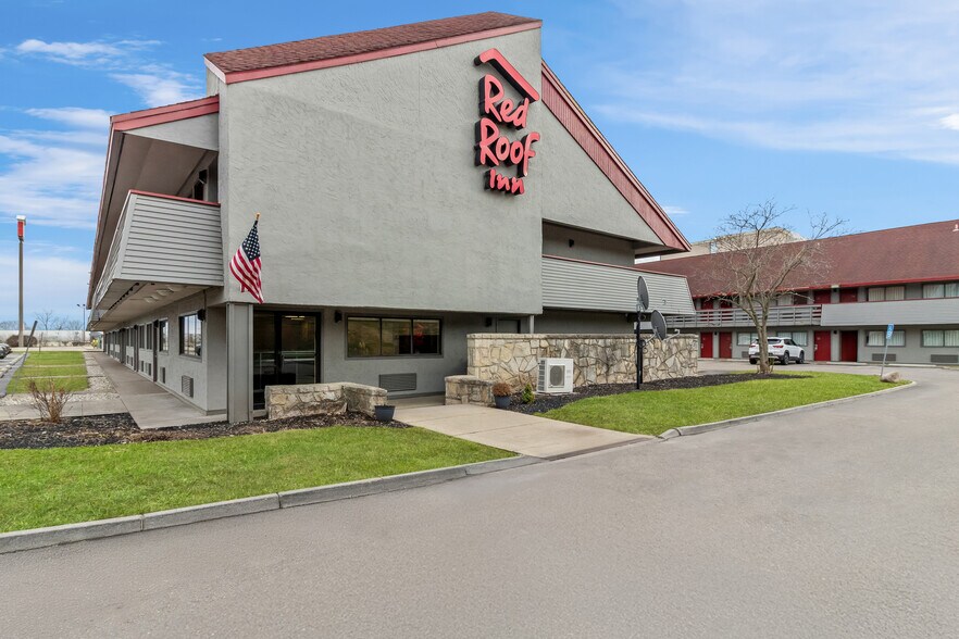 7370 Miller Ln, Dayton, OH à vendre - Photo de l’immeuble – Image 1 sur 12