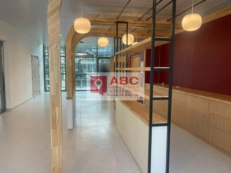 Local commercial dans Montpellier à louer - Photo de l’immeuble – Image 3 sur 7