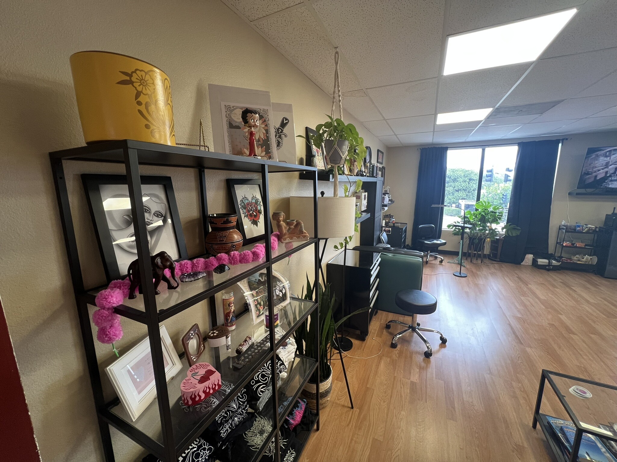 5875 El Cajon Blvd, San Diego, CA à louer Photo intérieure– Image 1 sur 9