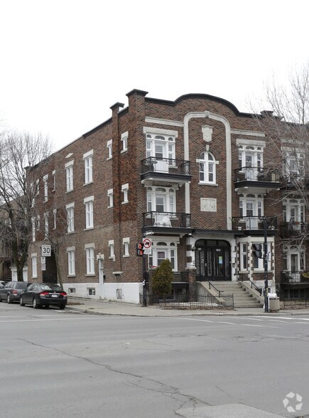 1101-1103 Boul Saint-Joseph E, Montréal, QC à vendre - Photo de l’immeuble – Image 3 sur 3