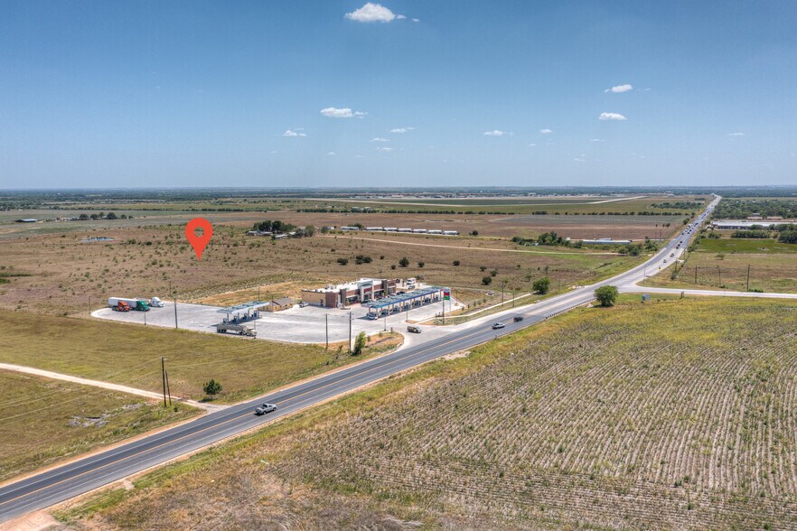 Camino Real, Maxwell, TX à vendre - Photo de l’immeuble – Image 2 sur 20