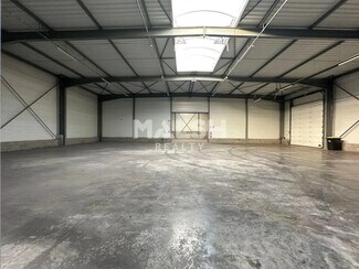 Plus de détails pour Bureau, Local d'activités à louer