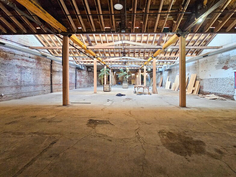 1930 E Huntingdon St, Philadelphia, PA à louer - Photo de l’immeuble – Image 3 sur 9