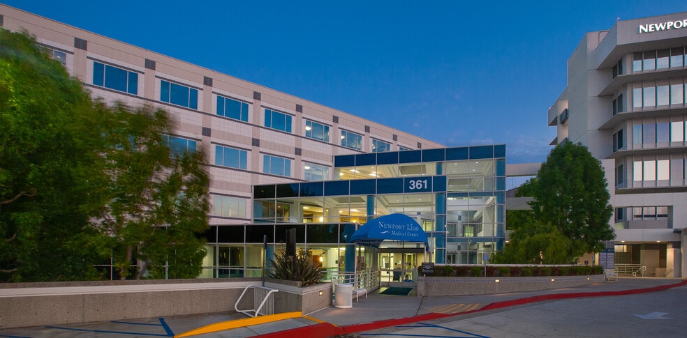 361 Hospital Rd, Newport Beach, CA à louer - Photo principale – Image 1 sur 9