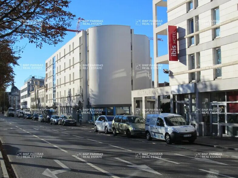 Bureau dans Nancy à louer - Photo de l’immeuble – Image 1 sur 11