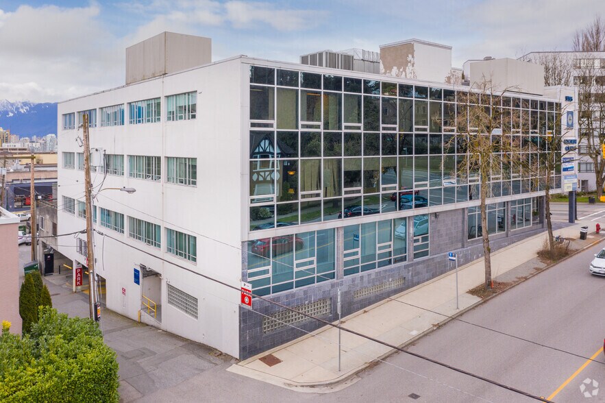 3195 Granville St, Vancouver, BC à louer - Photo de l’immeuble – Image 2 sur 6