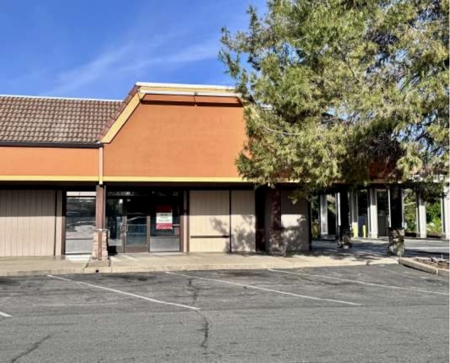 6392-6512 Westside Rd, Redding, CA à louer Photo de l’immeuble– Image 1 sur 7