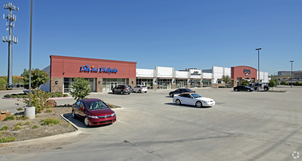 6200-6260 Southwest Blvd, Fort Worth, TX à louer - Photo de l’immeuble – Image 2 sur 4