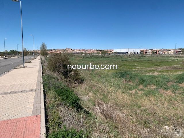 Terrain dans Ávila, Ávila à vendre - Photo de l’immeuble – Image 2 sur 7
