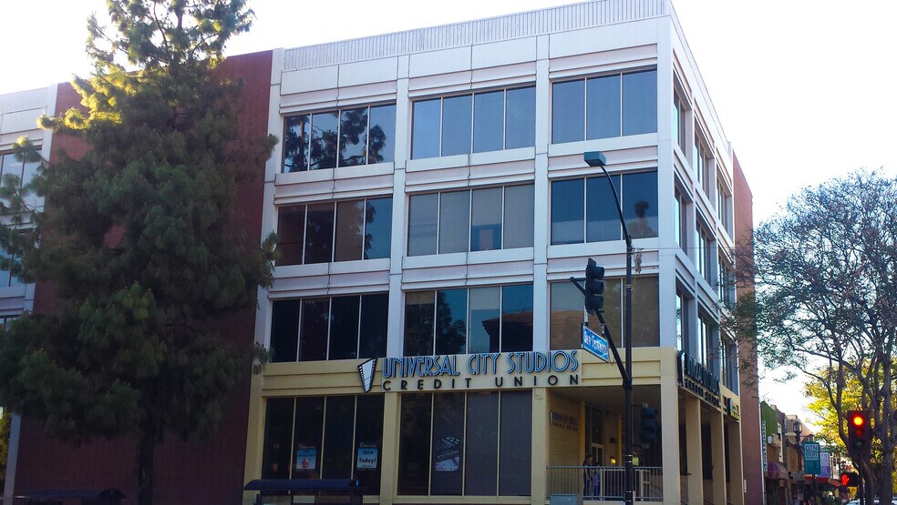 175 E Olive Ave, Burbank, CA à louer - Photo de l’immeuble – Image 2 sur 14