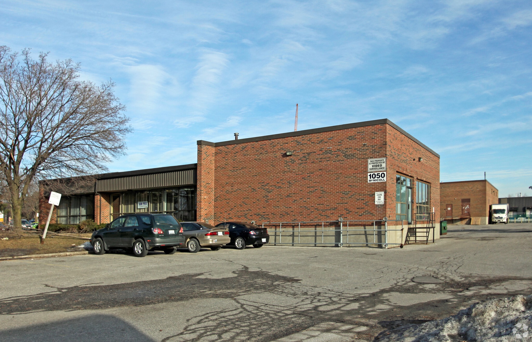 1050 McNicoll Ave, Toronto, ON à louer Photo principale– Image 1 sur 11