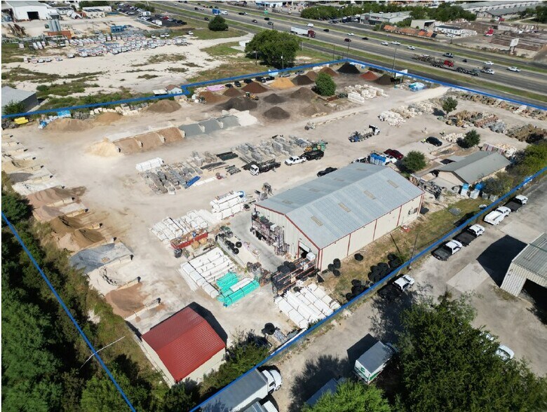 4875 N Interstate 35 Frontage Rd, New Braunfels, TX à vendre - Photo de l’immeuble – Image 3 sur 3