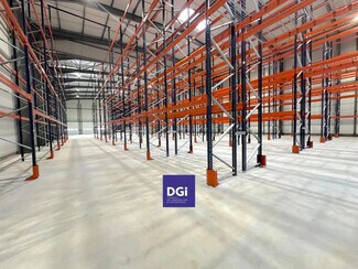 Plus de détails pour Local d'activités à louer