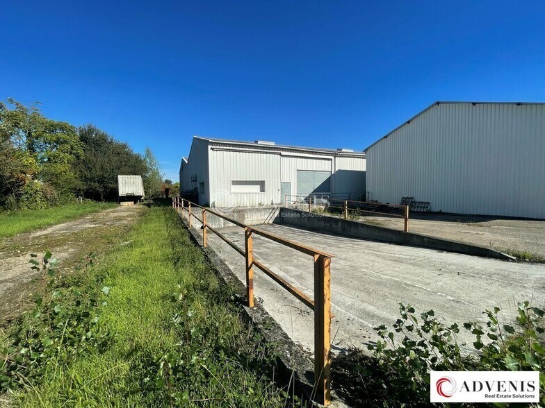 Industriel/Logistique dans VILLENAVE-D'ORNON à louer - Photo de l’immeuble – Image 2 sur 12