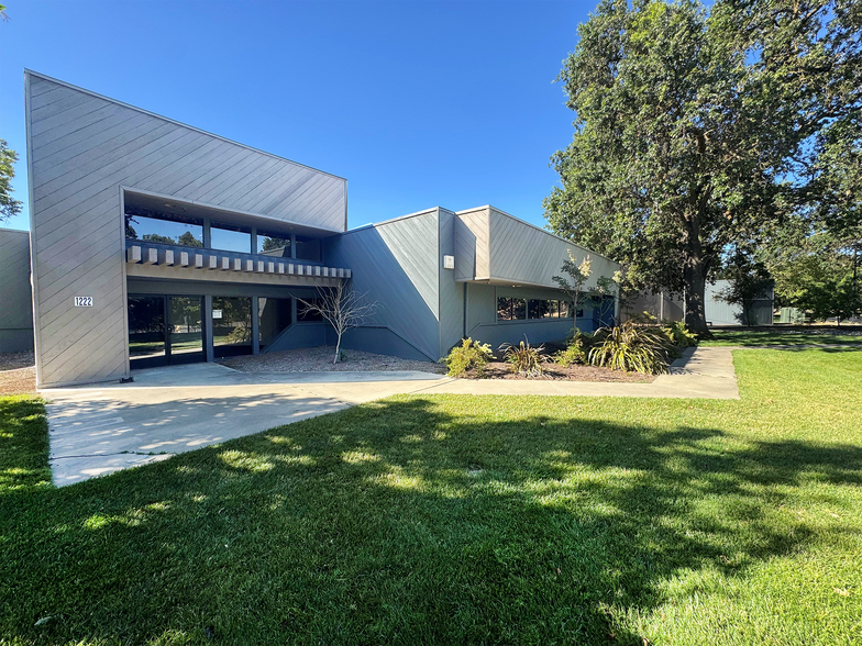 1222 Research Park Dr, Davis, CA à louer - Photo de l’immeuble – Image 1 sur 5