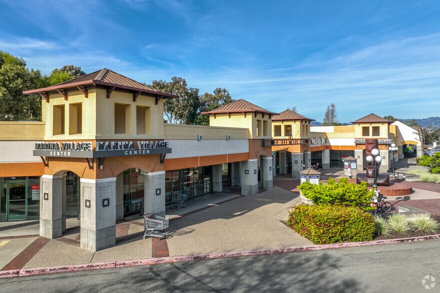 801-947 Marina Village Pky, Alameda, CA à louer - Photo de l’immeuble – Image 3 sur 4