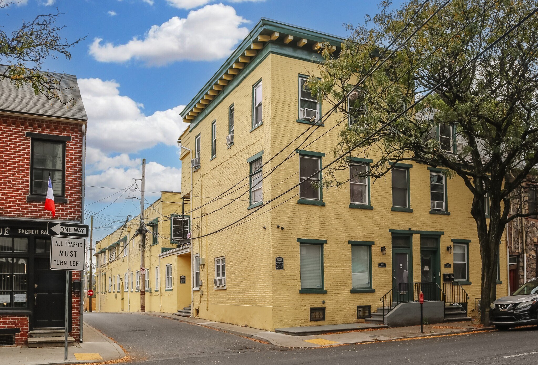 926 W Walnut St, Allentown, PA à vendre Photo de l’immeuble– Image 1 sur 7