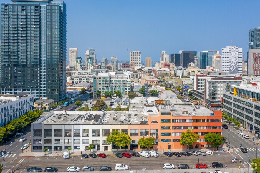710-740 13th St, San Diego, CA à louer - Aérien – Image 3 sur 11