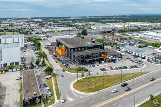 1377 The Queensway, Toronto, ON - VUE AÉRIENNE vue de carte