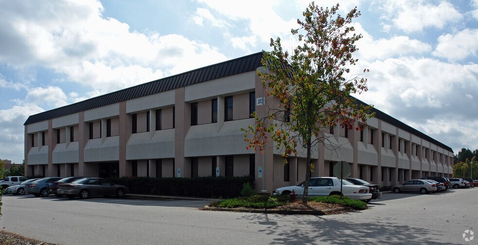 313 Chapanoke Rd, Raleigh, NC à louer - Photo de l’immeuble – Image 3 sur 5