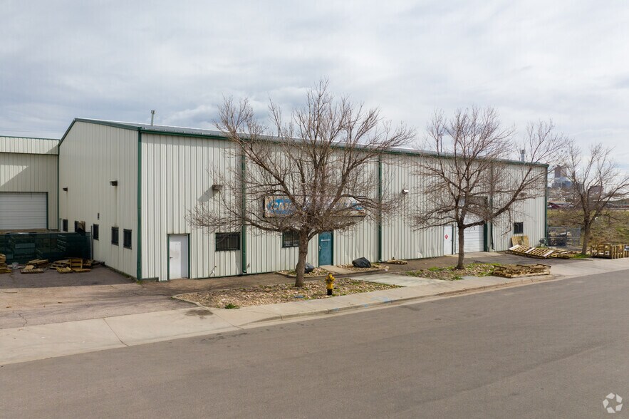 2525-2535 W Barberry Pl, Denver, CO à louer - Photo principale – Image 1 sur 9