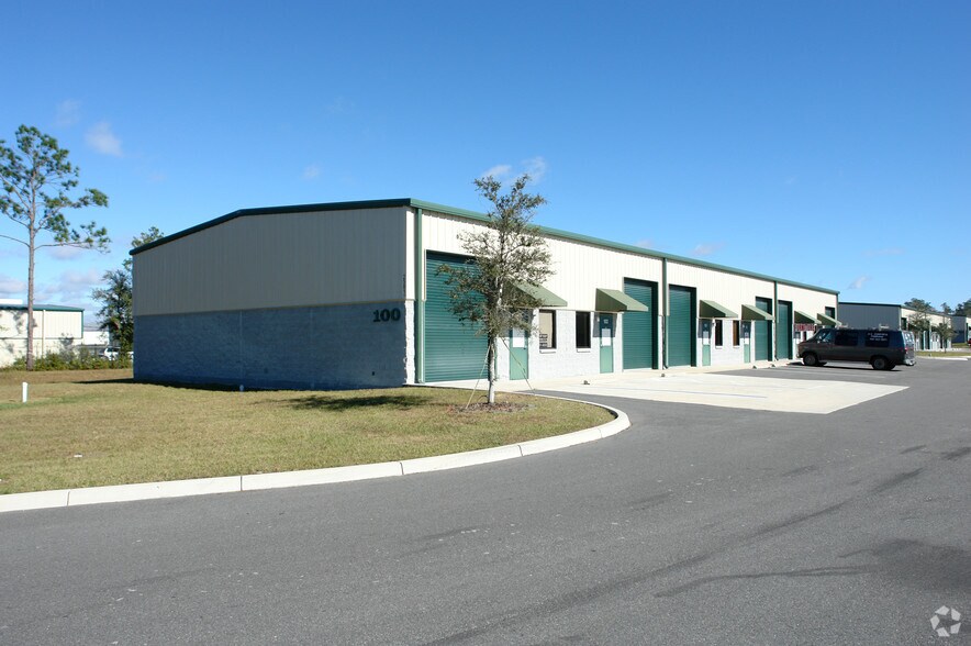 2501 SW 57th Ave, Ocala, FL à louer - Photo de l’immeuble – Image 2 sur 3
